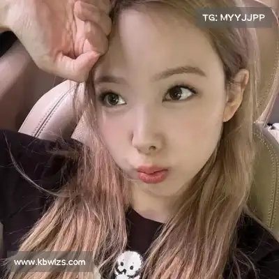 费冕靖